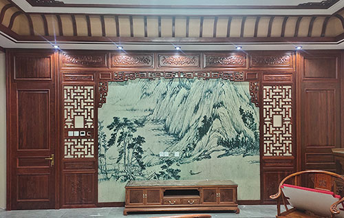 太湖中式仿古别墅客厅背景墙花格木作装饰